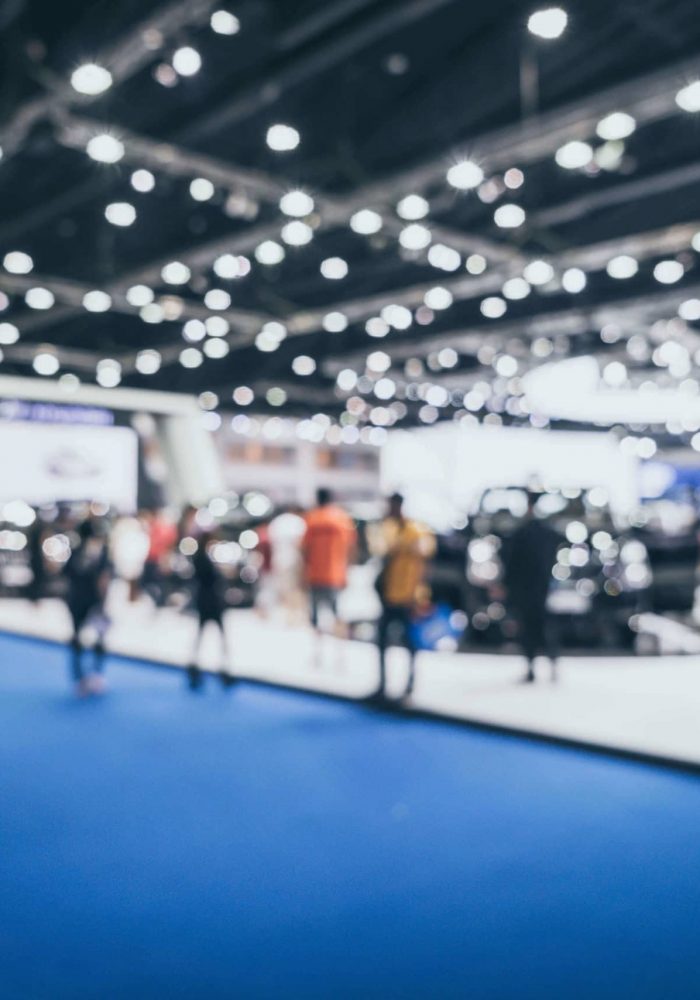 evento-difuminado-visitantes-feria